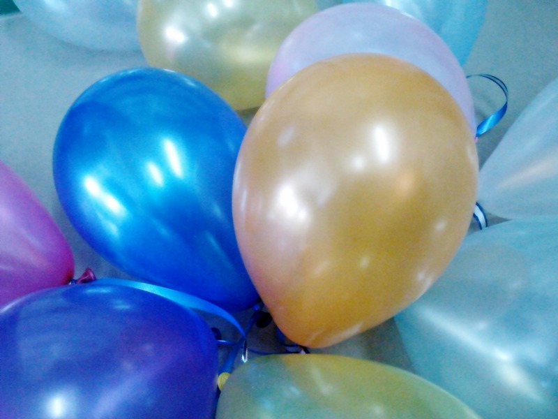 ลูกโป่งกลม เนื้อเมททัลลิก สีส้ม ไซส์ 6 นิ้ว แพ็คละ 10 ใบ (Orange Metallic Round Balloon Size 6")