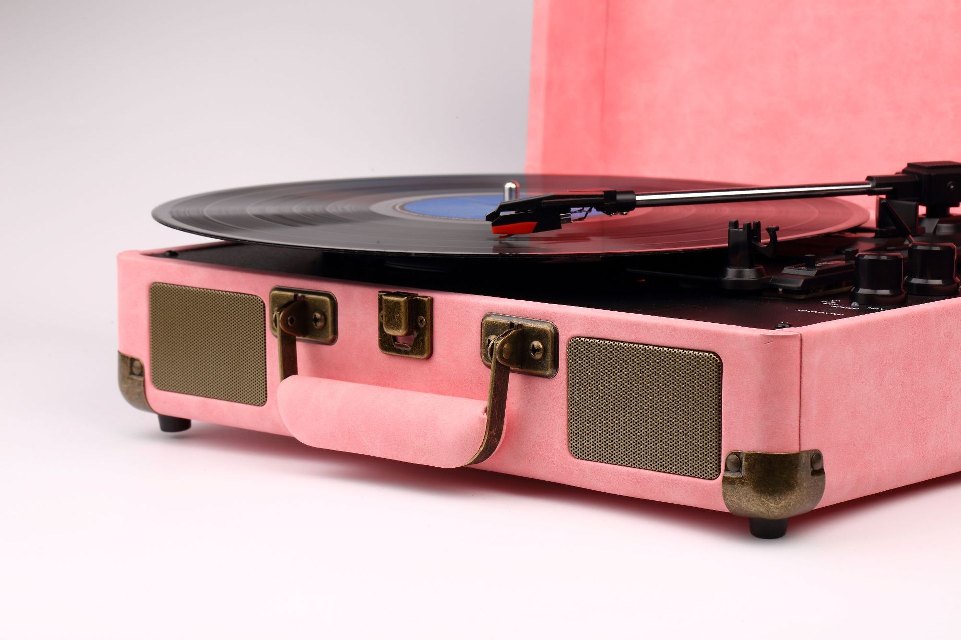 เครื่องเล่น Turntable แบบกระเป๋าหิ้วยี่ห้อ Years stay ( White , Black , Pink , Brown )