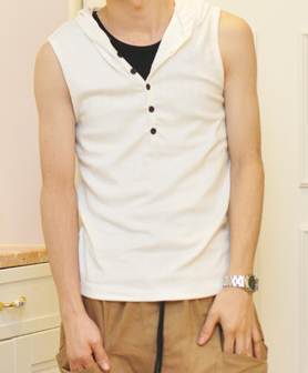 เสื้อ hood แนวๆ สวมหัว แขนกุด ผ้ายืดหยุ่น สีขาว ดำ 34