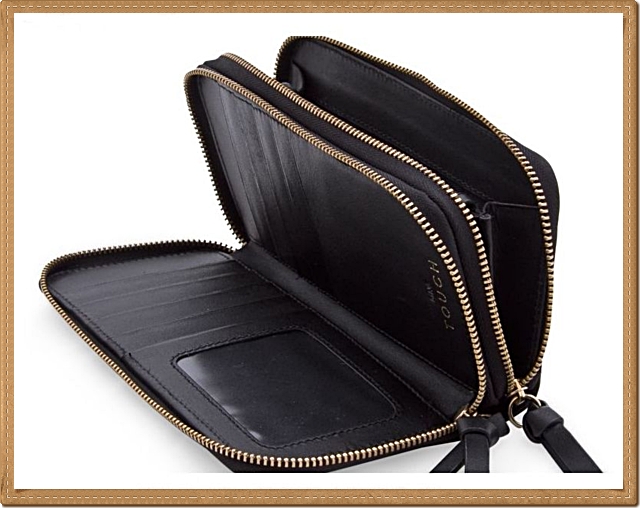 Mango - กระเป๋าสตางค์ใบยาว หนังแท้ สีดำ