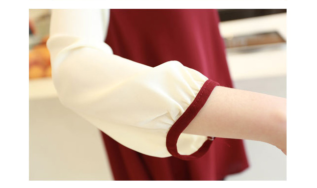 SALE//SALE (ส่งฟรี) ชุดเดรส สไตล์เกาหลี สีน้ำเงิน แขนเสื้อสีขาว ไหล่ตุ๊กตา มีซิปด้านหลัง น่ารักมากค่ะ