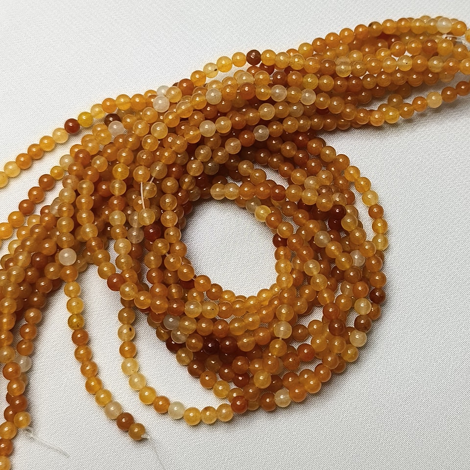 หินหยกน้ำผึ้ง หินเสริมโชคการเงิน เจริญรุ่งเรือง สุขภาพดี มีเงินทอง ยาว 37 ซม. 4 มิล (98 เม็ด)