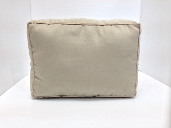 หมอนดันทรงกระเป๋าPRADA Saffiano 30 2ซิป