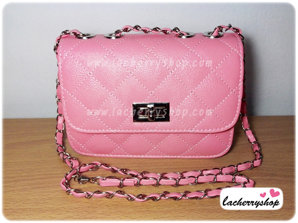 (หมดจ้า) กระเป๋าแฟชั่น สีชมพู หนัง PU ลาย Chanel ชาเนล สายโซ่สะพายไหล่ ปรับความยาวได้ แบบยอดนิยม ((โปรโมชั่นส่งฟรี))