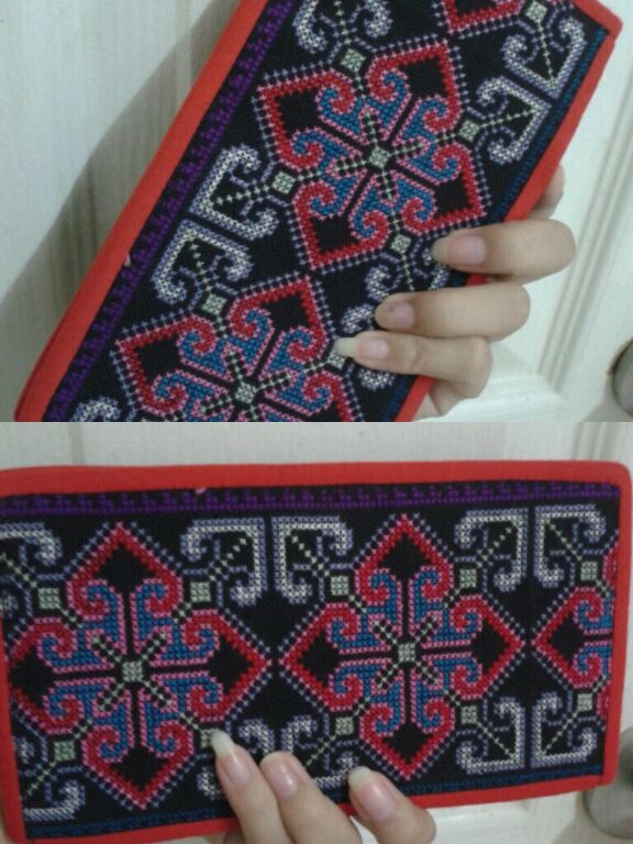 กระเป๋าถือใส่ธนบัตร