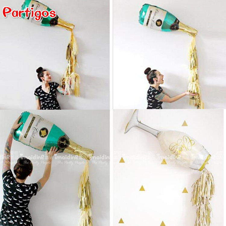 ลูกโป่งฟอยล์รูปขวดแชมเปญ ไซส์ 96*50 cm. - A Bottle of Champagne Shape Foil Balloon / TL-D071