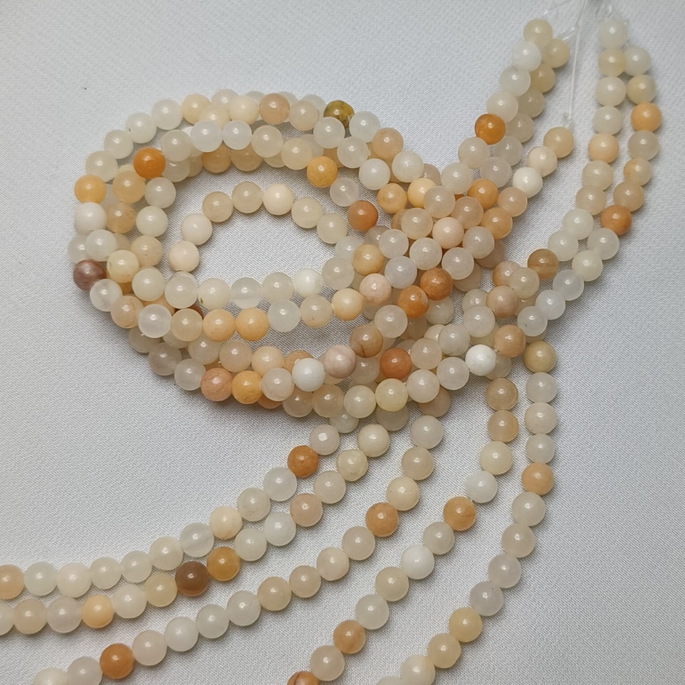 หินมูนสโตนสามสี - หินพลังจันทรา ชัยชนะ ความรัก อ่อนโยน ยาว 37 ซม. 6 มิล (63 เม็ด)