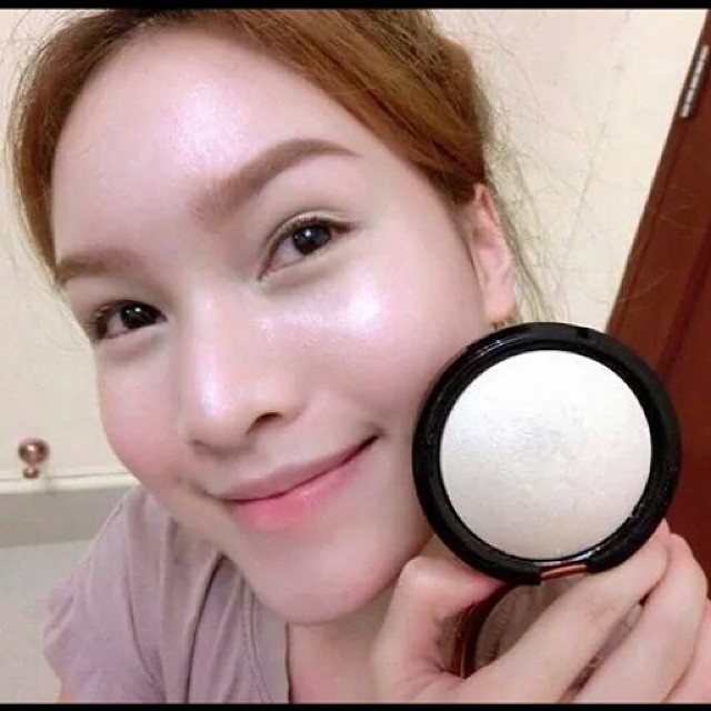 odbo Vivid Baked Highlighter ไฮไลท์หน้าเงา