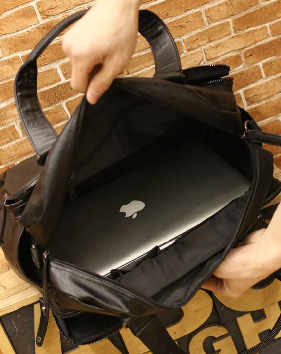 กระเป๋าวินเทจ Hold all ไอแพด สไตล์อังกฤษ แต่งซิบสี่เหลี่ยมใหญ่2 หนัง pu สีดำ