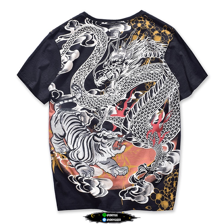 เสื้อยืด สกรีนลายมังกร+ปักลายเสือ สีดำ