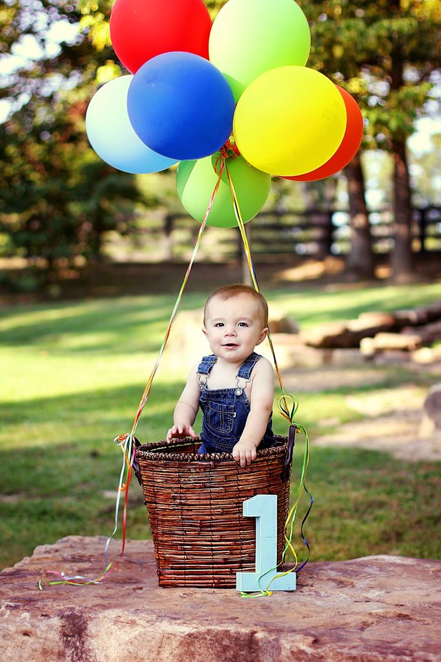 ลูกโป่งกลมเนื้อสแตนดาร์ท คละสี ไซส์ 12 นิ้ว แพ็คละ 10 ใบ (Round Balloon - Mixed Standard Color 12")