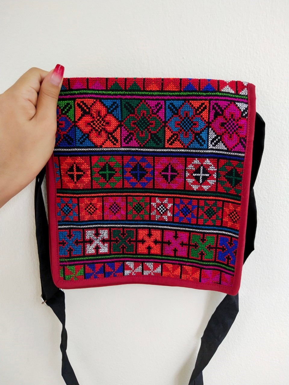 กระเป๋าอาข่าสะพายไหล่ ปรับสายได้