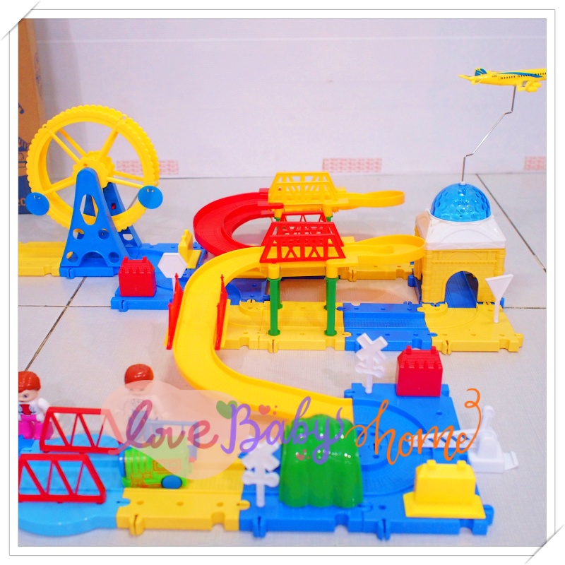 ชุดรถรางสำรวจสวนสนุก ชิงช้าสวรรค์ Explorer Fantasy Playland