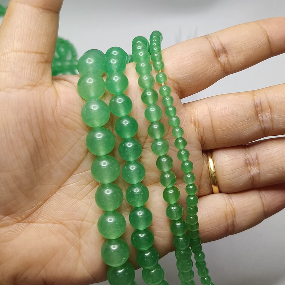 หินอเวนเจอรีน หินเพิ่มโชค ความคิดสร้างสรรค์ เปิดจิต ลดกังวล ยาว 37 ซม. 6 มิล (63 เม็ด)