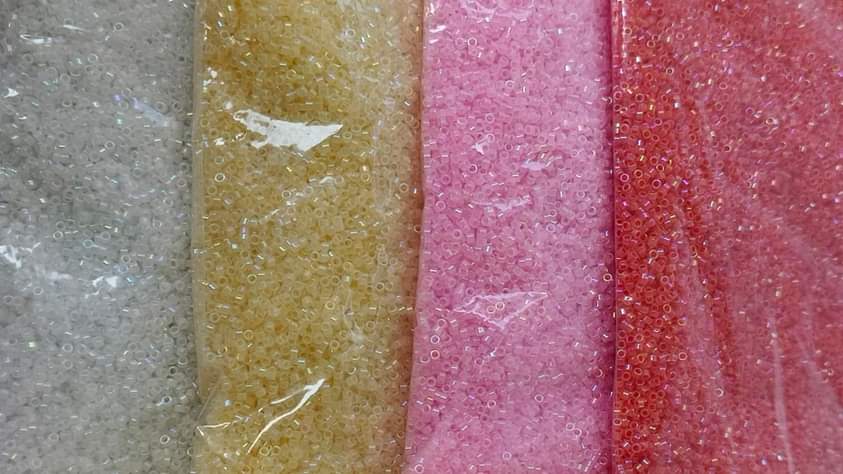 ลูกปัดเม็ดทรายญี่ปุ่น ชมพูใส เม็ดเท่ากันทุกเม็ด 30 กรัม 30 บาท เท่านั้น!!! #มีเก็บปลายทาง