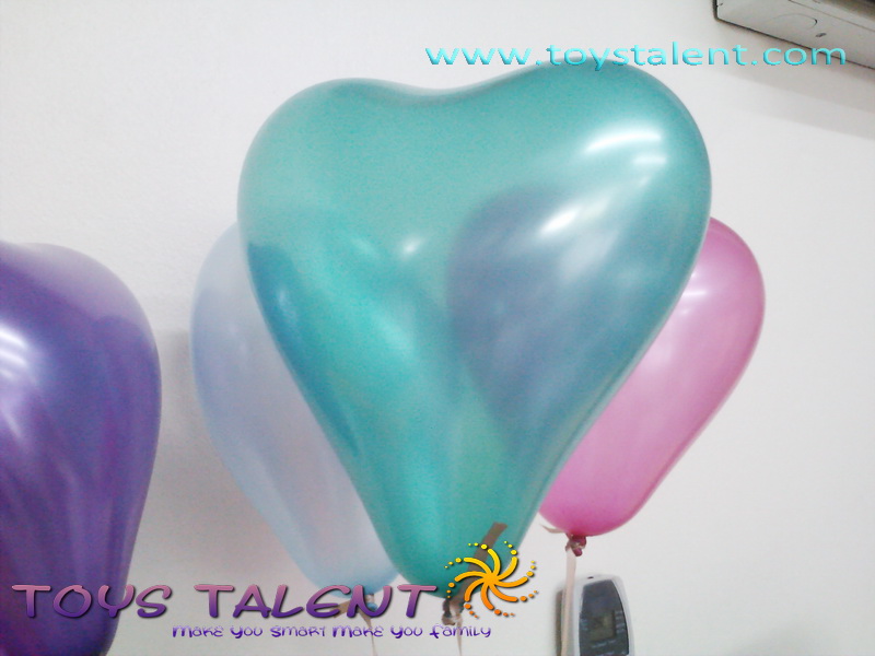 ลูกโป่งหัวใจ เนื้อเมททัลลิค สีเขียวเข้ม ไซส์ 6 นิ้ว แพ็คละ 10 ใบ