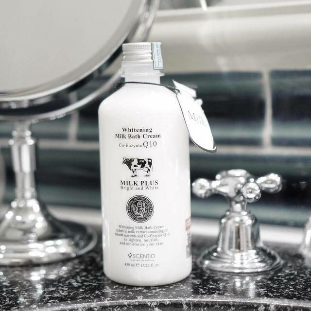 ครีมอาบน้ำนม บิวตี้บุฟเฟต์ BEAUTY BUFFET Scentio Whitening Milk Bath Cream 450 ml.
