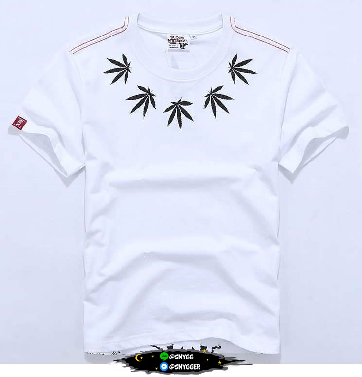 "พร้อมส่ง M" เสื้อยืดสกรีนลาย BLOOD MESSAGE สีขาว