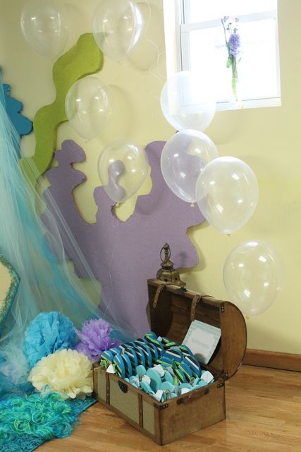 ลูกโป่งกลมใส ไม่มีสี ไซส์ 10 นิ้ว แพ็คละ 10 ใบ (Round Balloons 10"- Clear Cystal Balloon)