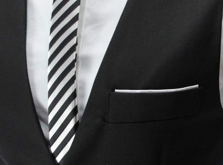 เสื้อกั๊กสูท 4เม็ด XS-Plus Size แบบคลิบขาว แบบสีล้วน Size No.32 34 36 38 40 42 44 46 47 สีดำ น้ำเงิน เทา