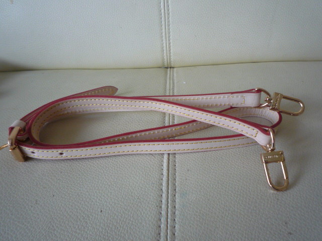 สายสะพาย Lv speedy สีครีม คาวไฮค์