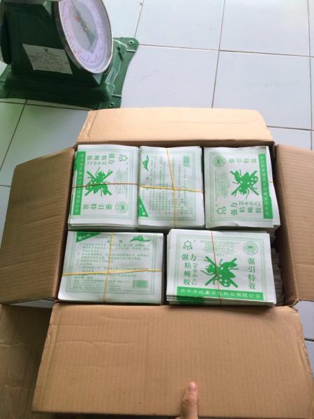 กาวเหนียวดักแมลง (ชนิดแผ่น ) 100 แผ่น