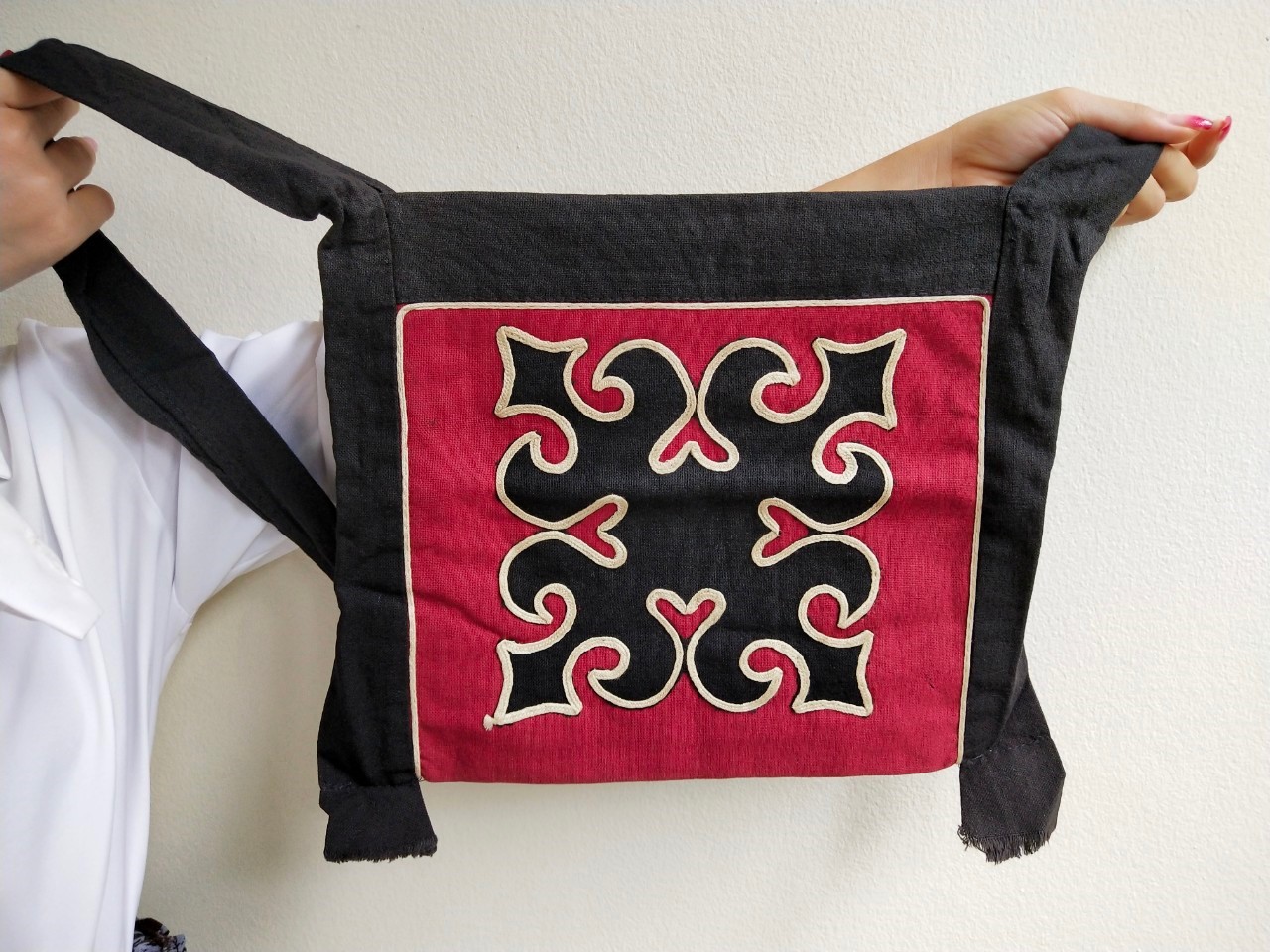 ย่ามสะพาย ลายดอก มีลายสองด้าน