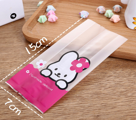 ถุงบรรจุขนมแบบพับข้างลายกระต่ายสีชมพู 50 ใบ