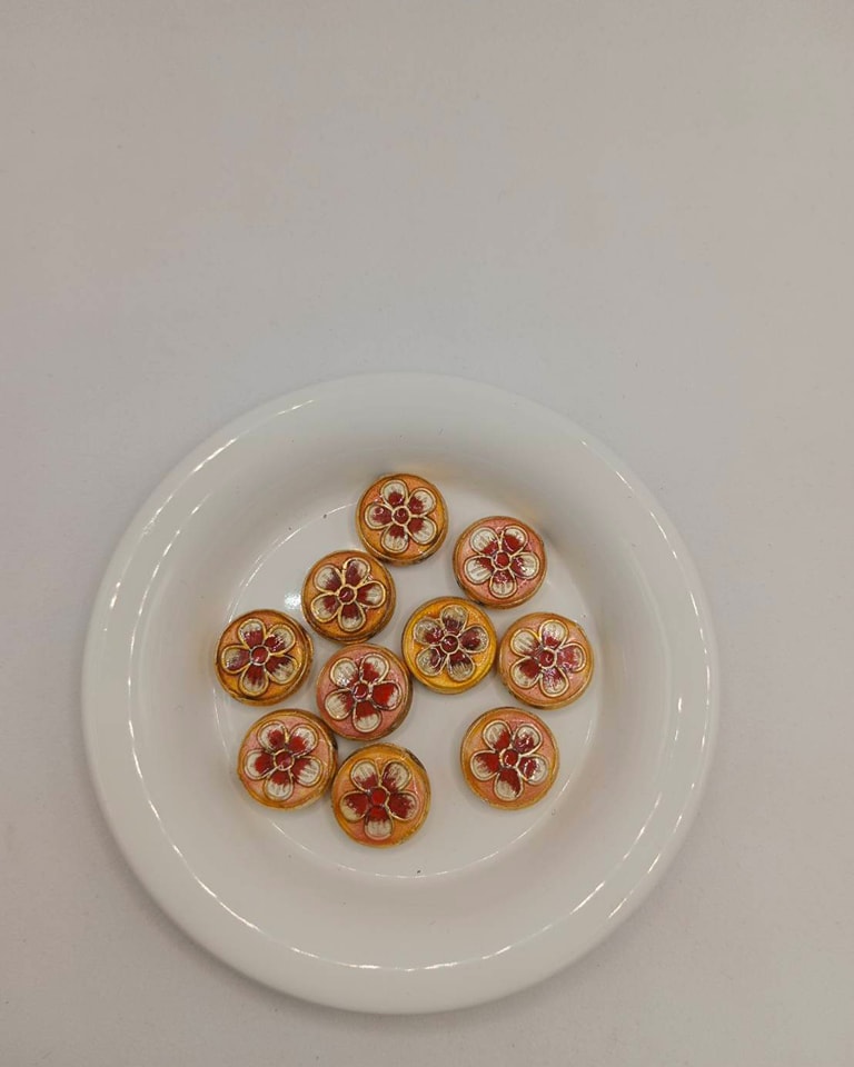 จี้กังใส ลายดอกไม้จีน ถุงละ 80 บาท