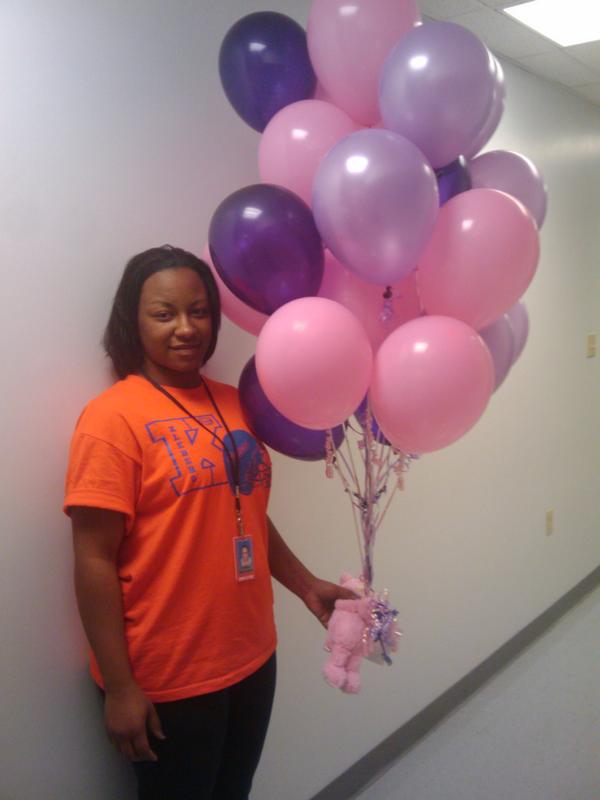ลูกโป่งกลม สีชมพู ไซส์ 9 นิ้ว แพ็คละ 10 ใบ ( Round Balloons 9" - Pink Standard Color )