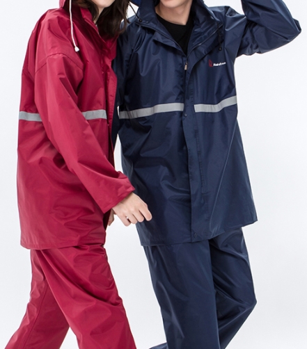 ชุดเสื้อคลุมกันฝน พร้อมหมวกใส มีฮู้ด hood ผ้าร่ม กันลม กันน้ำ Nylon แถบสีสะท้อน No.43 45 47 49 แดงสด ชมพูอ่อน ชมพูเข้ม แดง ฟ้า กรม