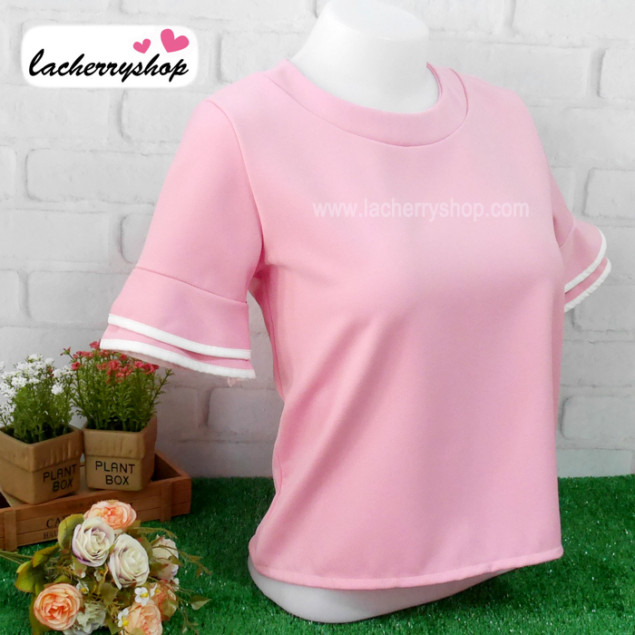 เสื้อแฟชั่น เสื้อทำงาน ผ้าฮานาโกะ สีชมพู พาสเทล สวยหวาน แต่งระบายแขนเสื้อริ้วสีขาว สินค้าคุณภาพ ราคาไม่แพง