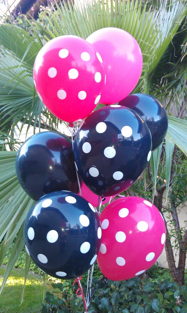 ลูกโป่งกลมนำเข้า พิมพ์ลายจุด สีดำ ไซส์ 12 นิ้ว แพ็คละ 10 ใบ ( Polka Dot Printing Balloon - Black Color )