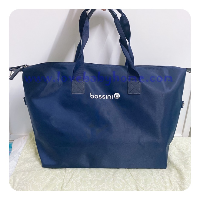 กระเป๋าถือใบใหญ่ กระเป๋าใส่เสื้อผ้า bossini สินค้าเป็นของแถม ของพรีเมี่ยม
