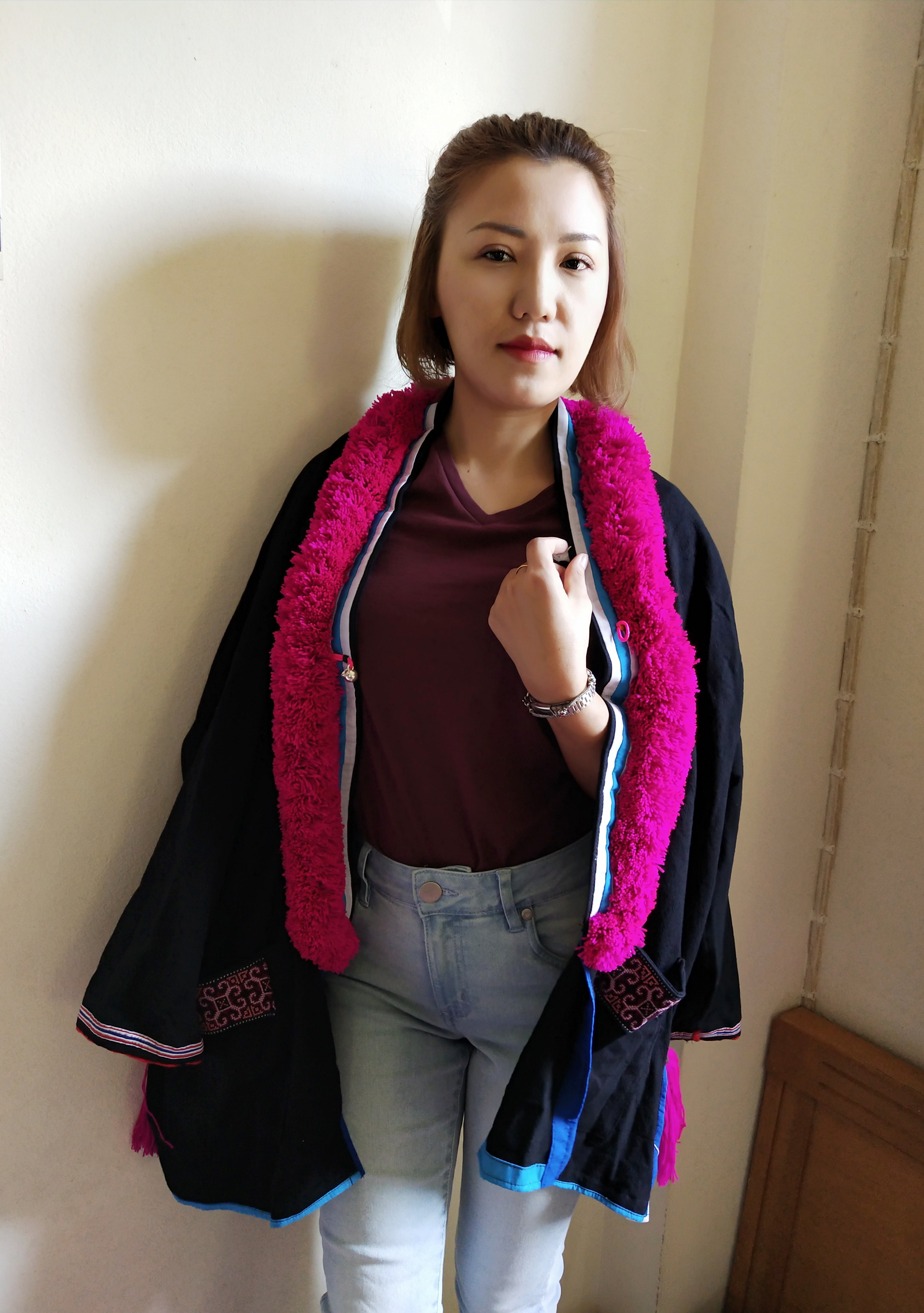 P382 เสื้ออิวเมี่ยนผู้หญิง ตัวใหญ่ แต่งงานปักมือ