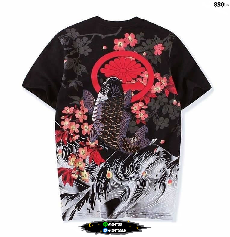 เสื้อยืด ปักลายปลาคาร์ฟ สีดำ