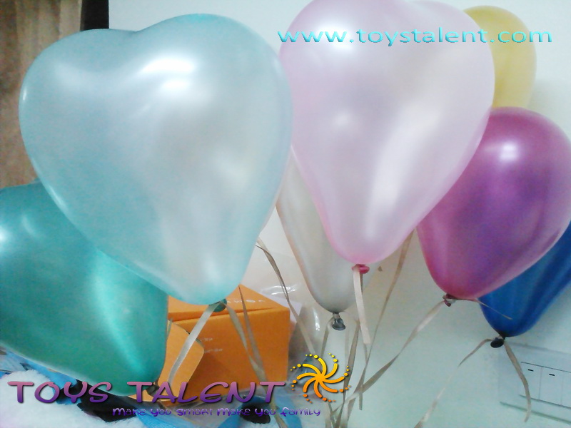 ลูกโป่งหัวใจ เนื้อมุก สีเขียวอ่อน ไซส์ 6 นิ้ว แพ็คละ 10 ใบ
