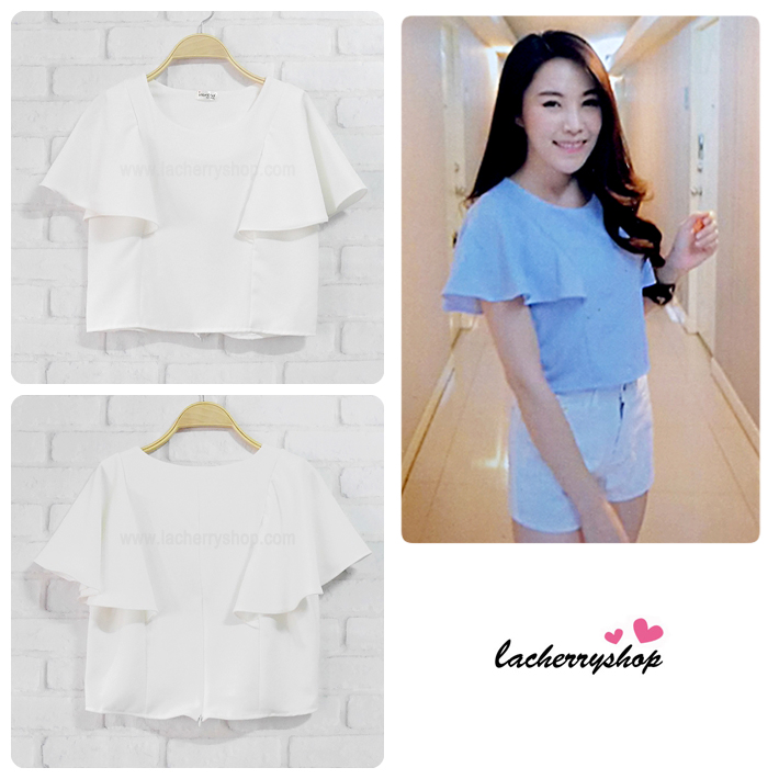 เสื้อครอป ผ้าฮานาโกะ สีขาว แต่งระบายแขน แบบสวยหวานสไตล์เกาหลี มีซิปหลังค่ะ เนื้อผ้าฮานาโกะคุณภาพดี