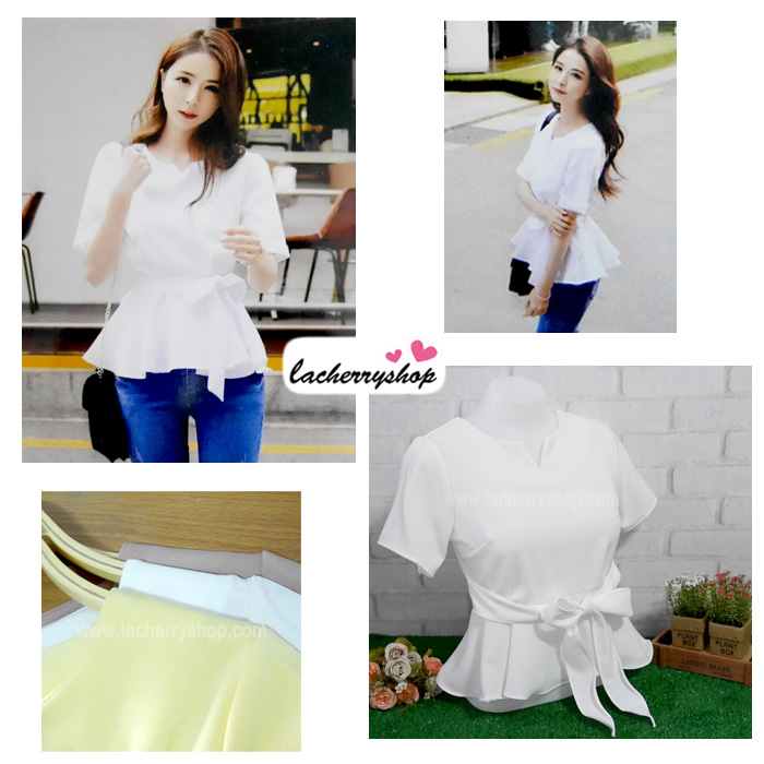 เสื้อผ้าแฟชั่นสวยๆ เสื้อทำงานสีขาว ผ้าฮานาโกะ แต่งระบายเอว มีสายมัดโบว์ สวยหวานสไตล์เกาหลี ใส่ได้หลายสไตล์ เว้าคอ มีซิปหลัง ใส่ได้ทุกโอกาส