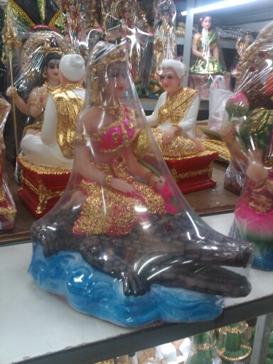 พระแม่คงคา นั่งปลา - จระเข้ 5"