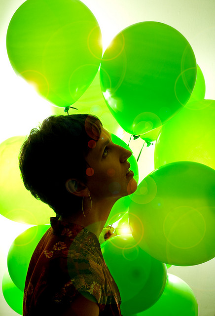 ลูกโป่งกลมเนื้อสแตนดาร์ท สีเขียวอ่อน ไซส์ 12 นิ้ว แพ็คละ 10 ใบ (Round Balloons - Light Green Color 12")