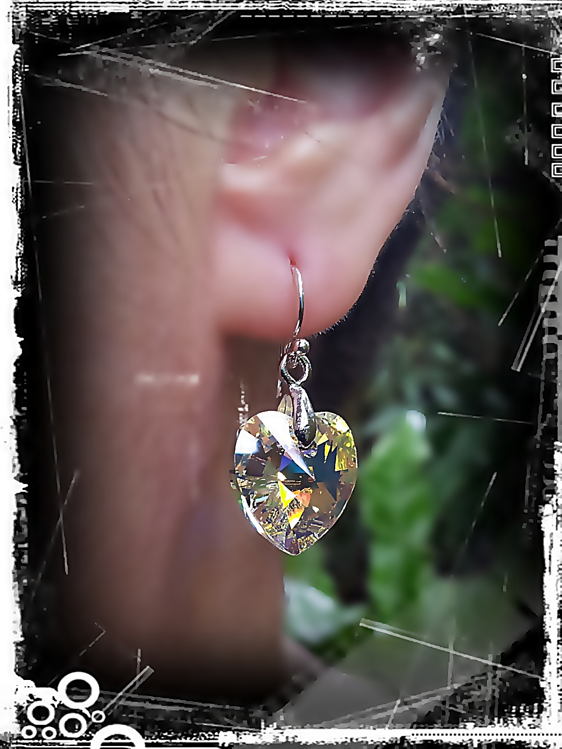 ต่างหูคริสตัลหัวใจ สีขาวรุ้ง ก้านเงินแท้