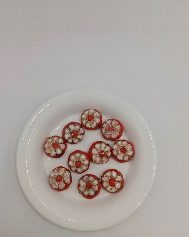 จี้กังใส รูปชาลาเปา ลายดอกไม้จีน ถุงละ 80 บาท