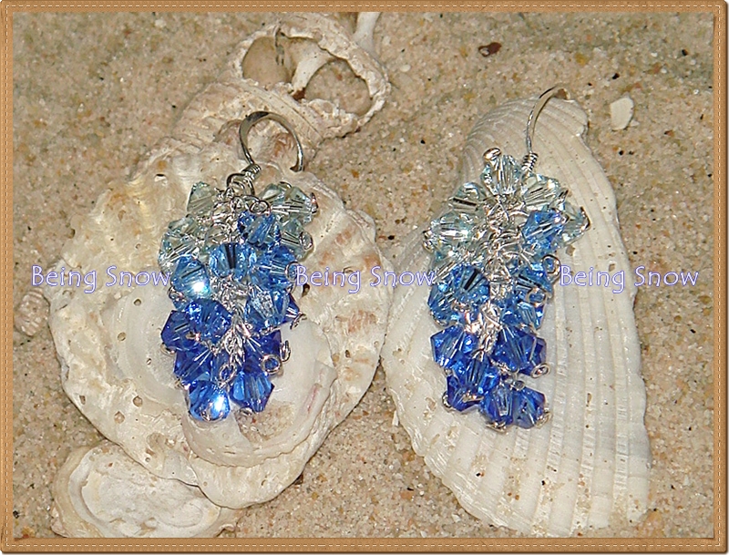 ต่างหูพวงองุ่น สีฟ้า