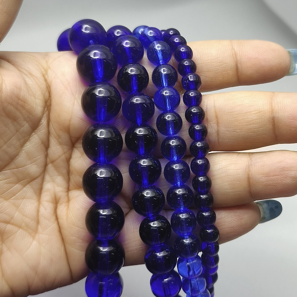 หินควอตซ์ไพลิน - หินเพิ่มพลังความจริงใจ มั่นคง ซื่อสัตย์ บรรเทาโรคสมอง ยาว 37 ซม 8 มิล (50 เม็ด)