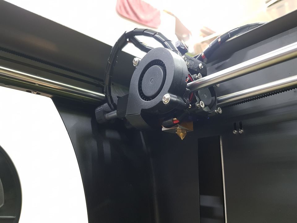 เครื่อง 3D Printer มือสอง หน้ากว้าง 20cm x 20cm