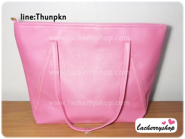 (หมดจ้า) กระเป๋าแฟชั่น สีชมพู สะพายไหล่ มีซิปเปิดปิด เรียบหรู ((โปรโมชั่นส่งฟรี))