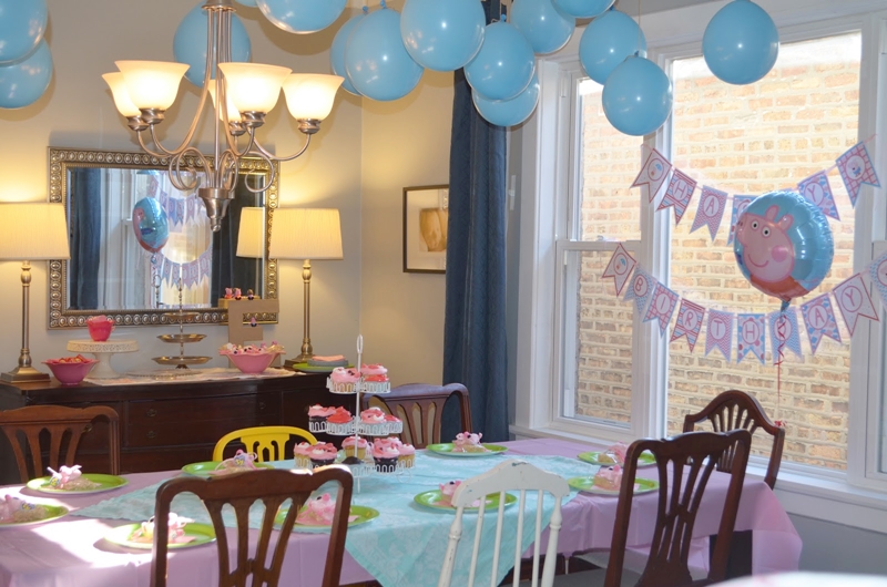 ลูกโป่งกลม สีฟ้าอ่อน ไซส์ 10 นิ้ว แพ็คละ 10 ใบ (Round Balloons Size 10" - Standard Light Blue Color)