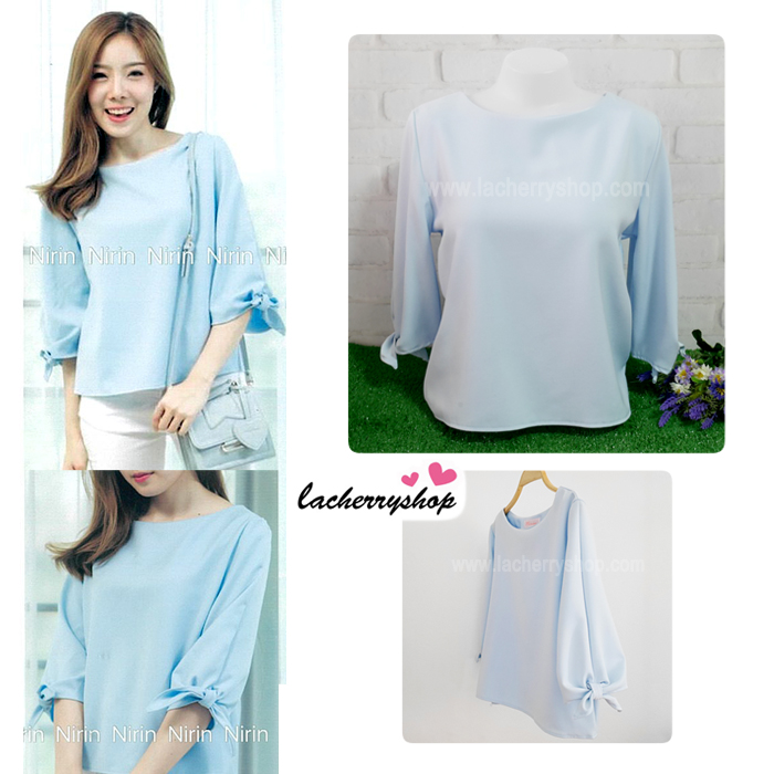 เสื้อผ้าแฟชั่นสวยๆ เสื้อทำงาน สีฟ้า ผ้าฮานาโกะ คอปาด แขนสามส่วนมัดโบว์ แบบสวยน่ารักมากๆค่า สินค้าคุณภาพดี