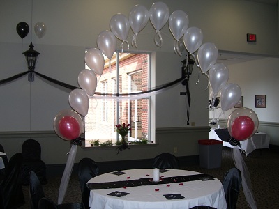 ลูกโป่งกลมเนื้อมุก สีขาว ไซส์ 12 นิ้ว แพ็คละ 10 ใบ (Pearl White Balloon Size 12")